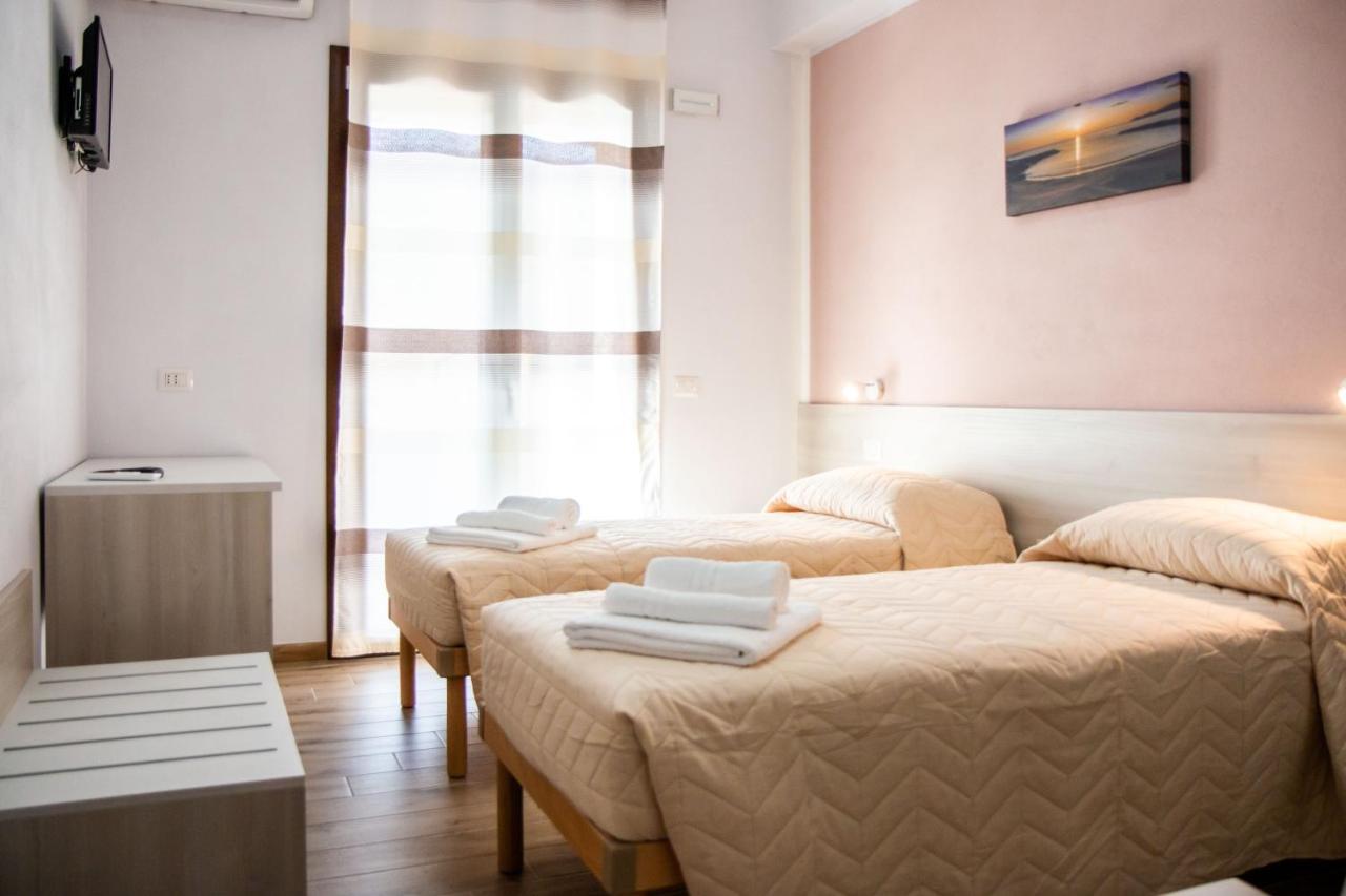 B&B Babbu Meu Боза Екстер'єр фото